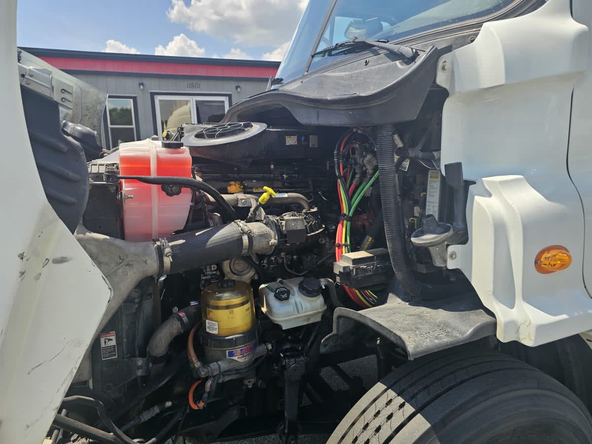 2018 Freightliner - image 8