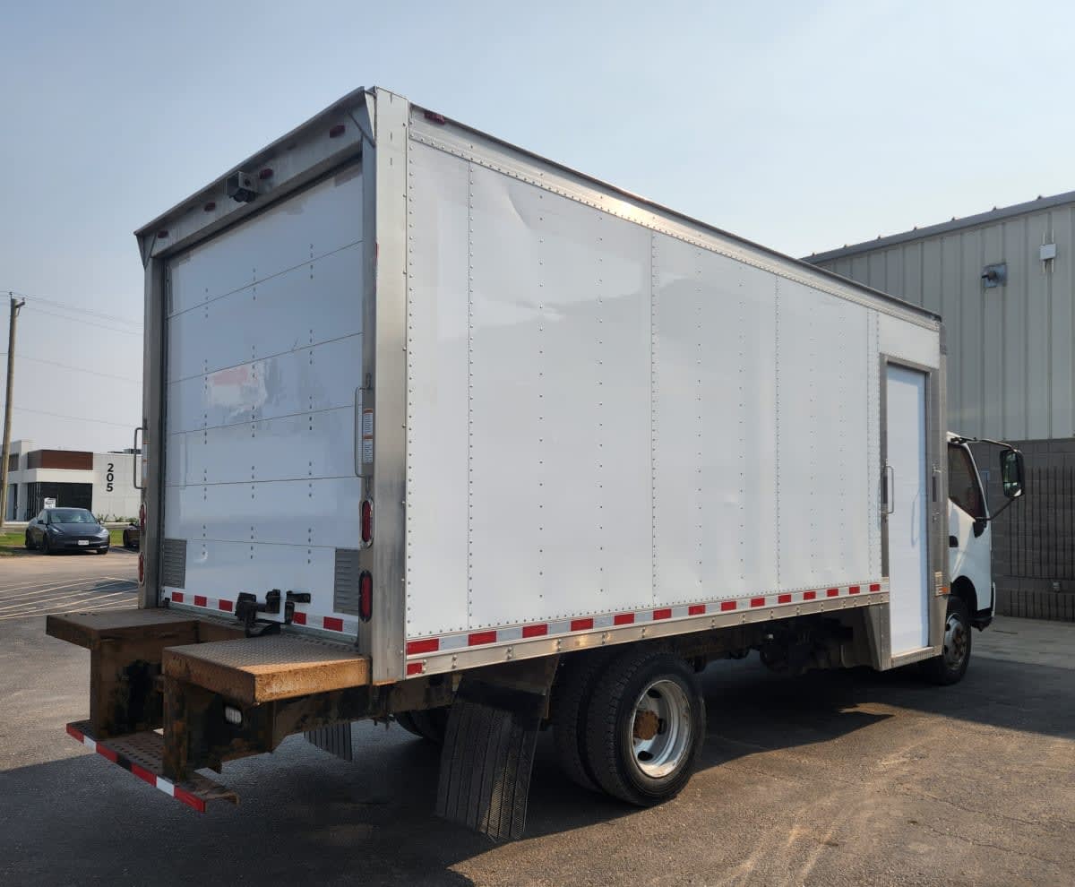 2018 Hino HINO 195 752177
