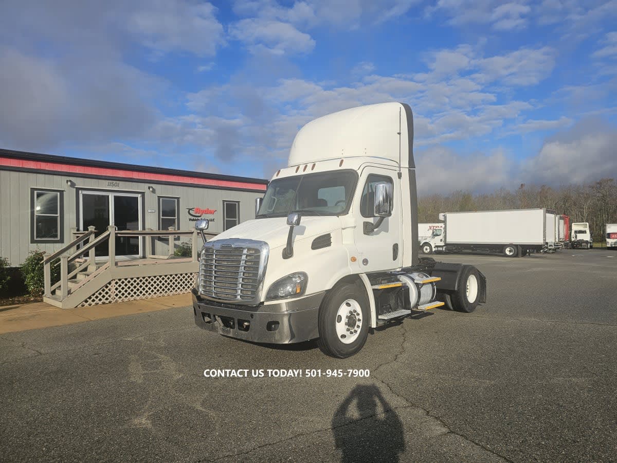 2018 Freightliner - image 1