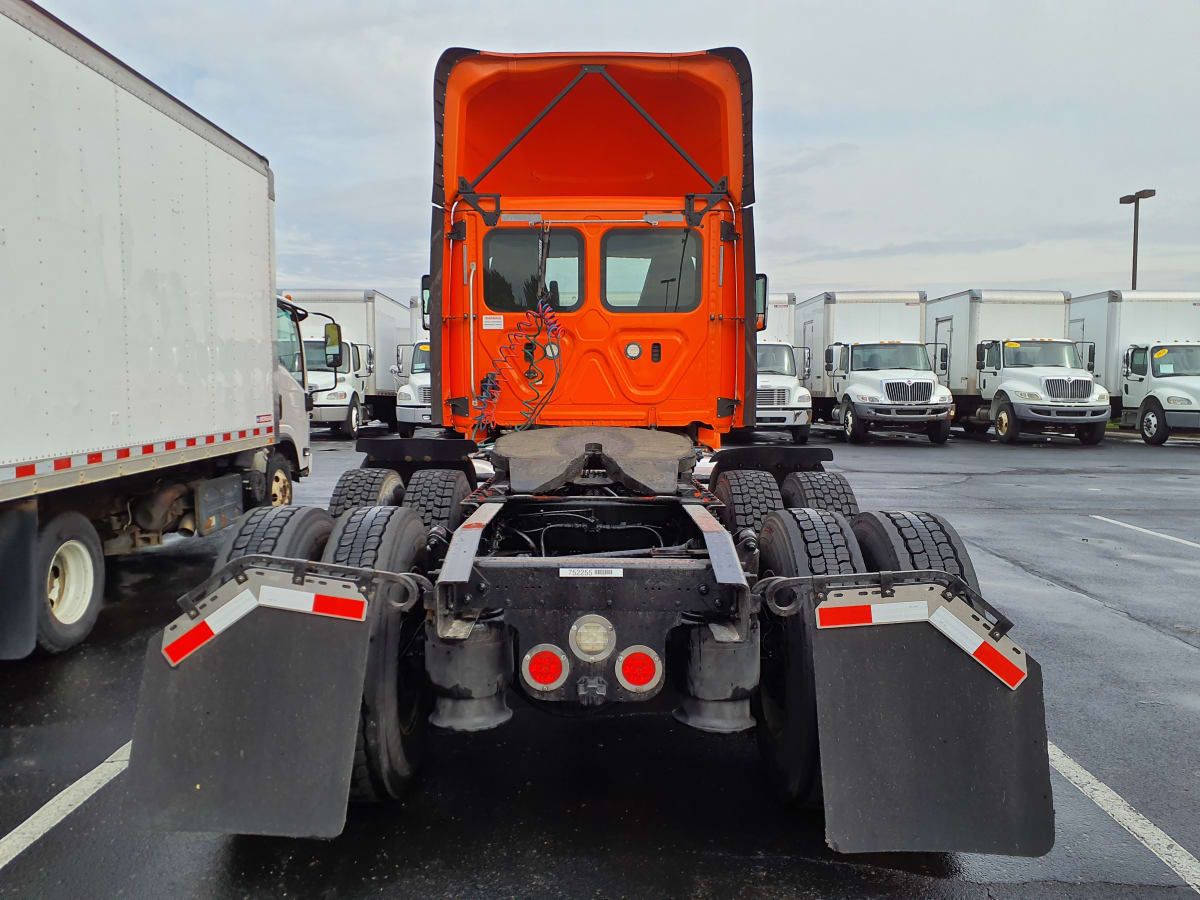 2018 Freightliner/Mercedes CASCADIA 125 752255