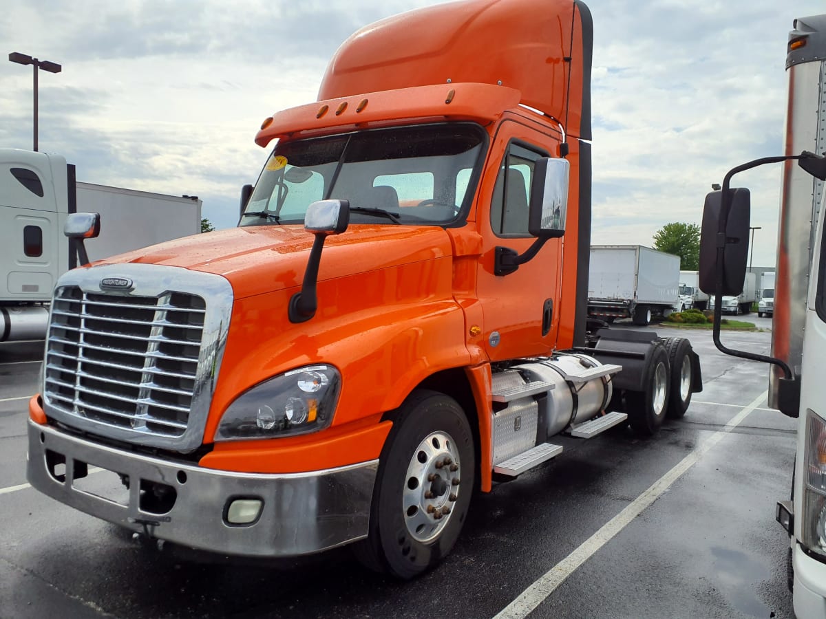 2018 Freightliner/Mercedes CASCADIA 125 752255