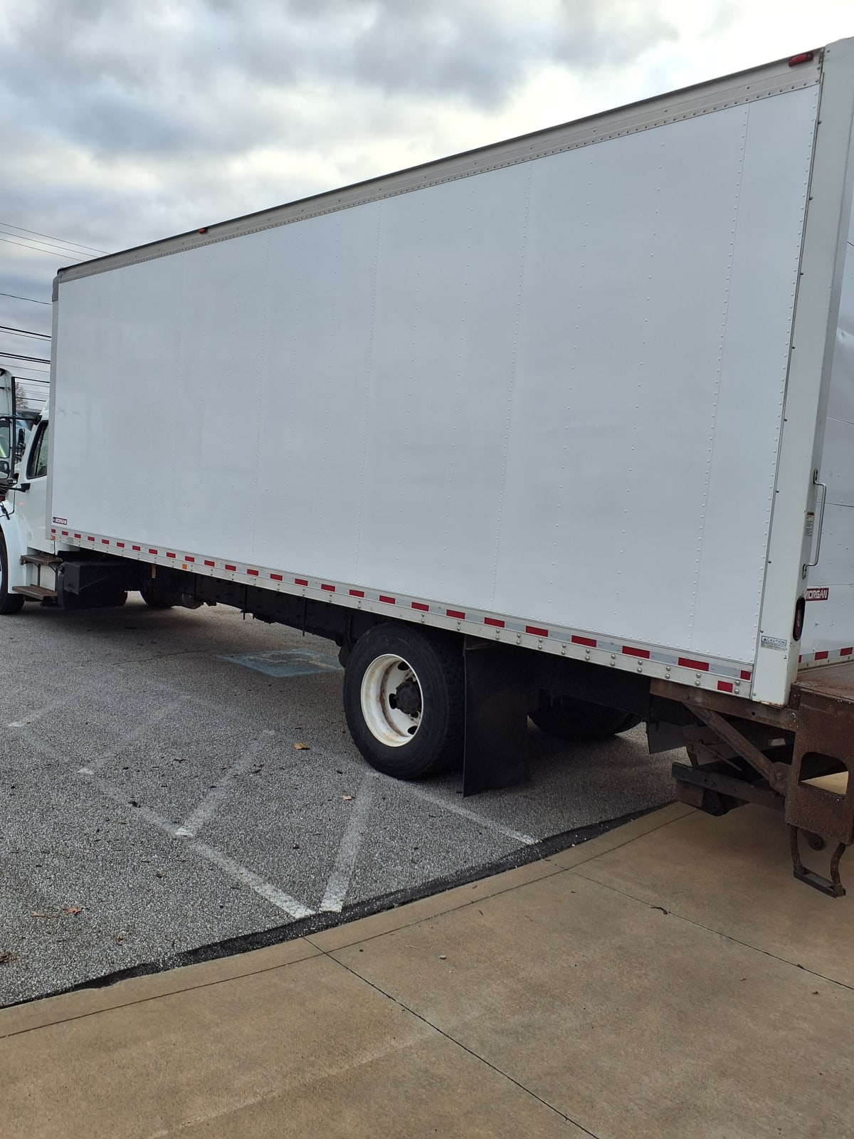 2018 Freightliner/Mercedes M2 106 752447