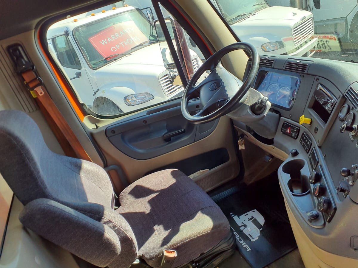 2018 Freightliner/Mercedes CASCADIA 113 752460