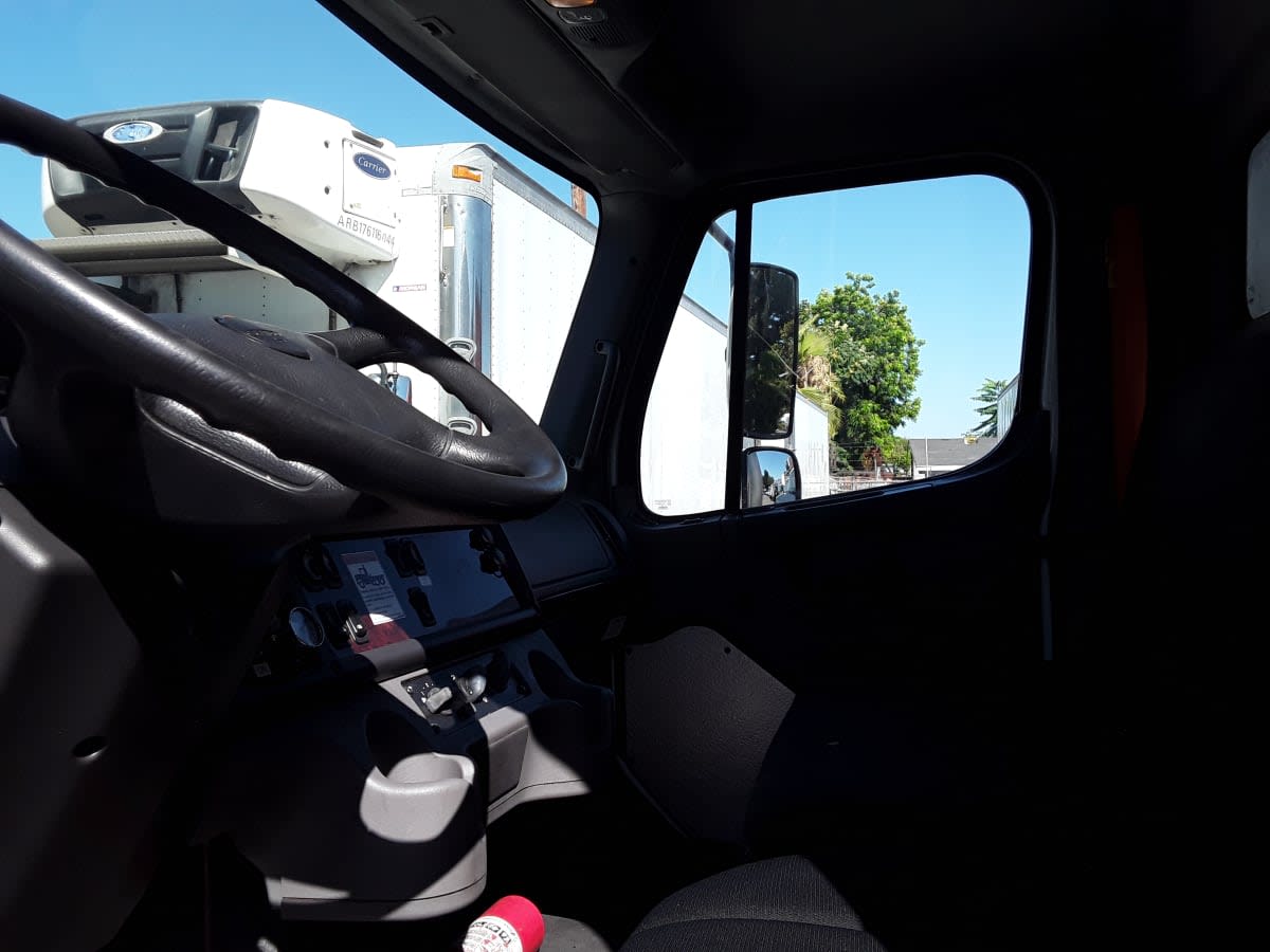 2018 Freightliner M2 106 752562