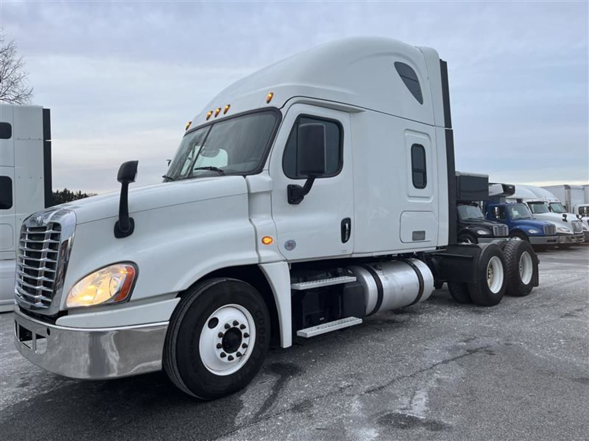 2018 Freightliner - image 1