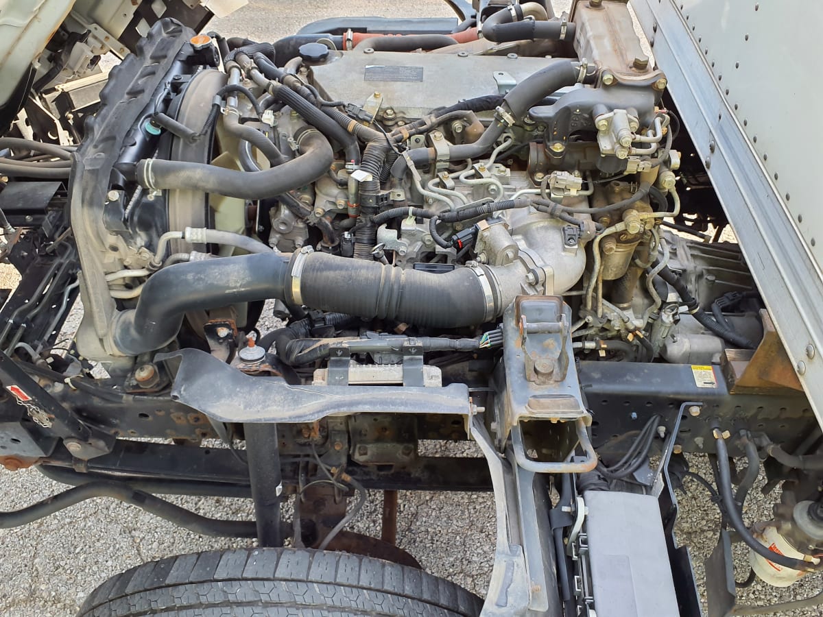 2018 Isuzu NPR HD 752789