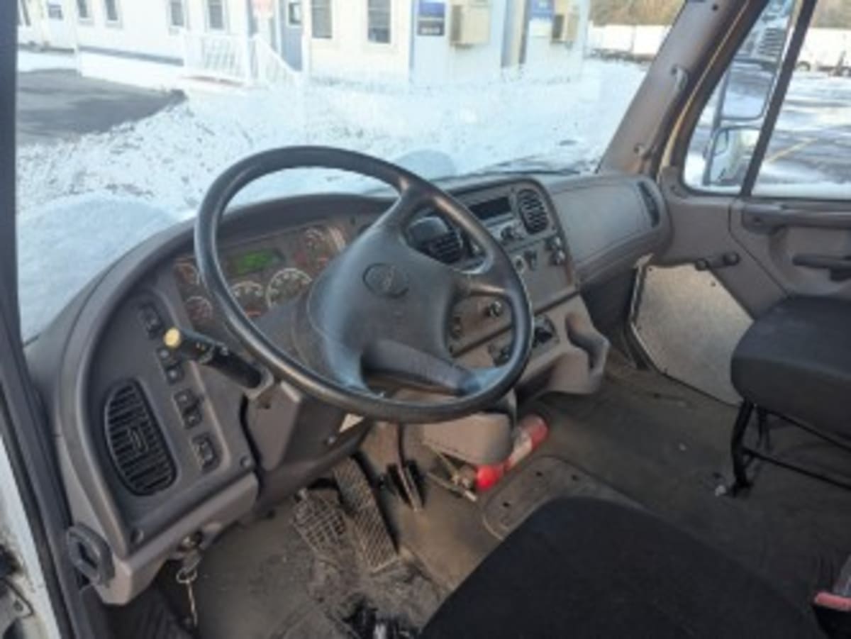 2018 Freightliner/Mercedes M2 106 752795