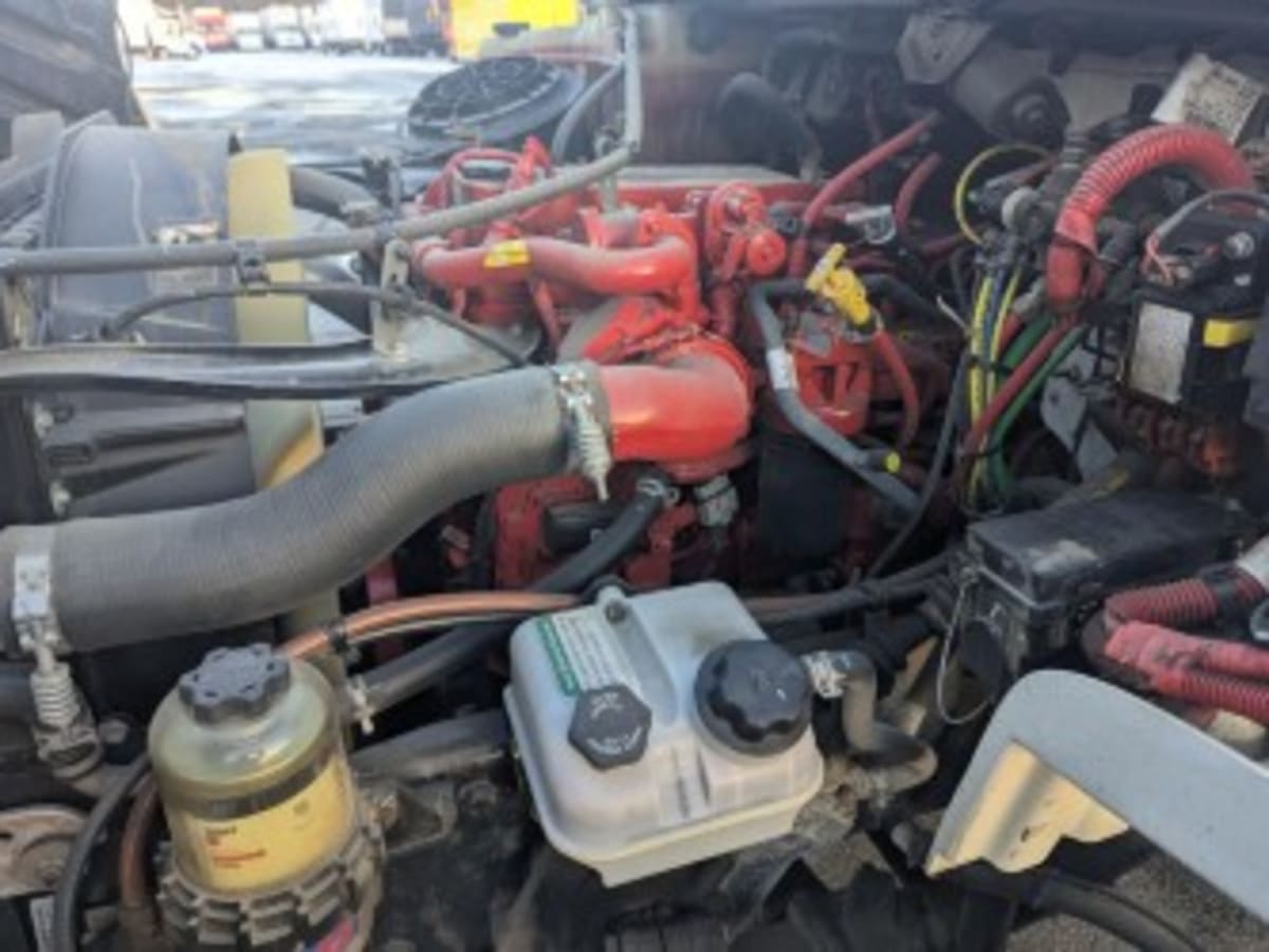 2018 Freightliner/Mercedes M2 106 752795