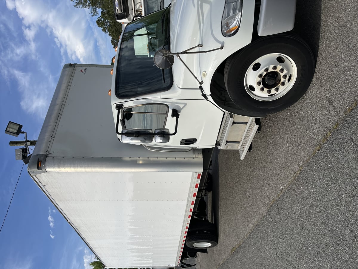 2018 Freightliner/Mercedes M2 106 752805