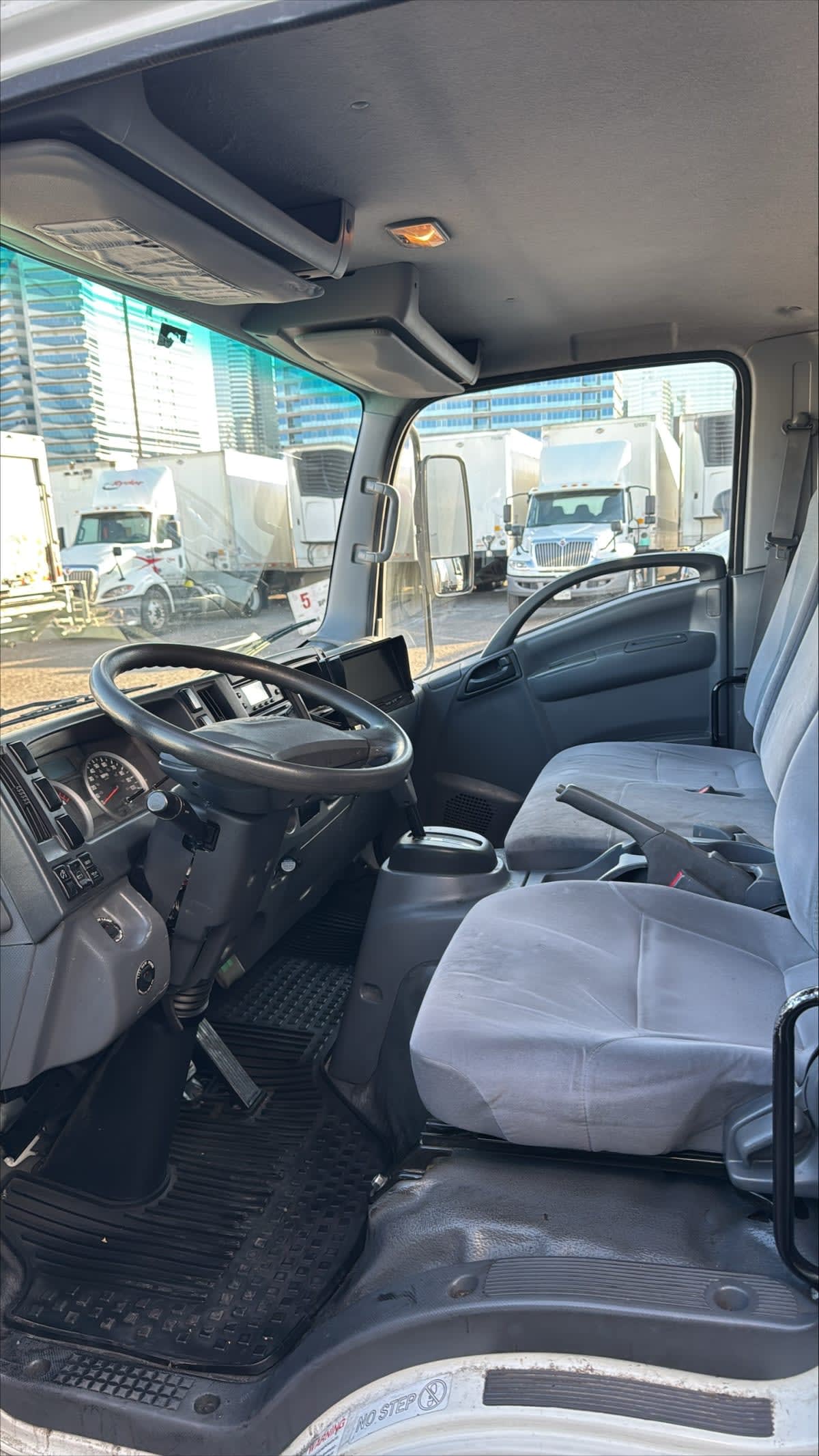 2018 Isuzu NQR 752809
