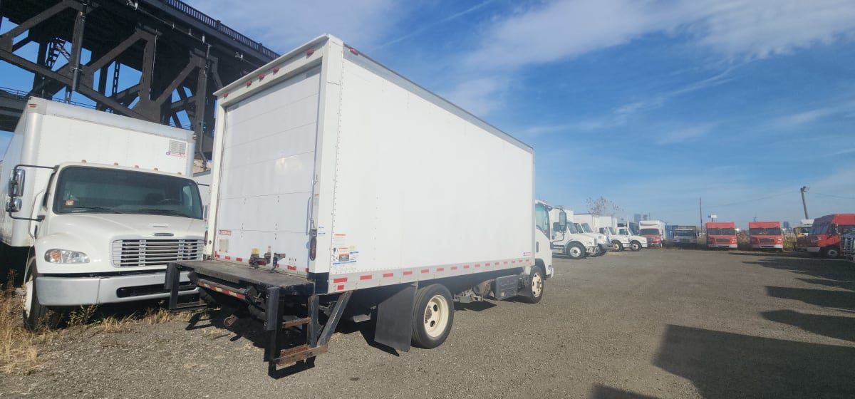 2018 Isuzu NRR 752843