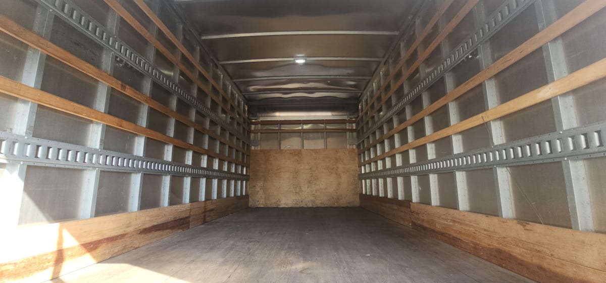 2018 Isuzu NRR 752843