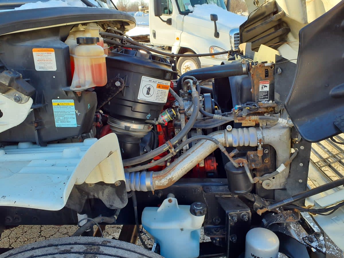 2018 Freightliner/Mercedes M2 106 752914