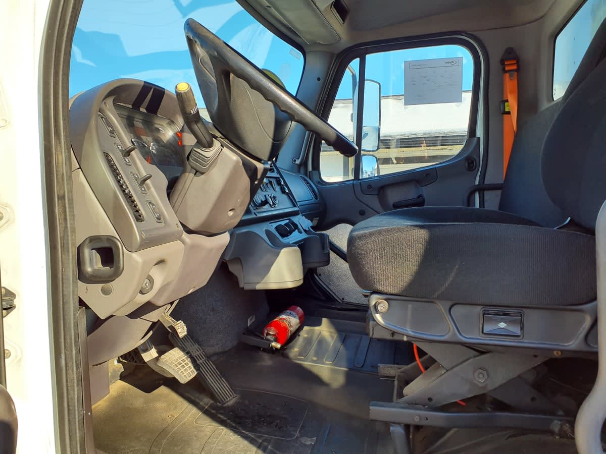 2018 Freightliner/Mercedes M2 106 752914