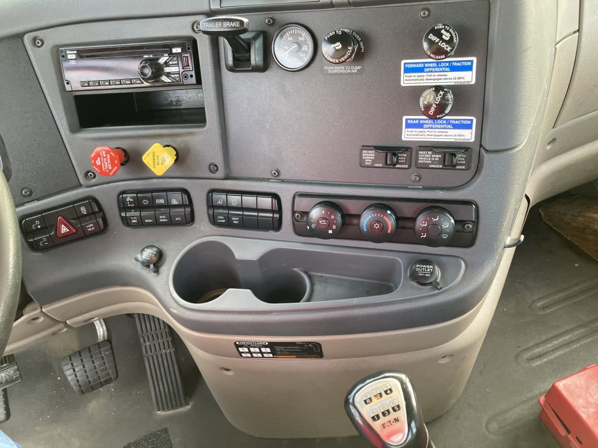 2018 Freightliner/Mercedes CASCADIA 125 752923