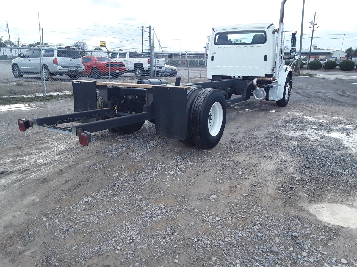 2018 Freightliner/Mercedes M2 106 752951