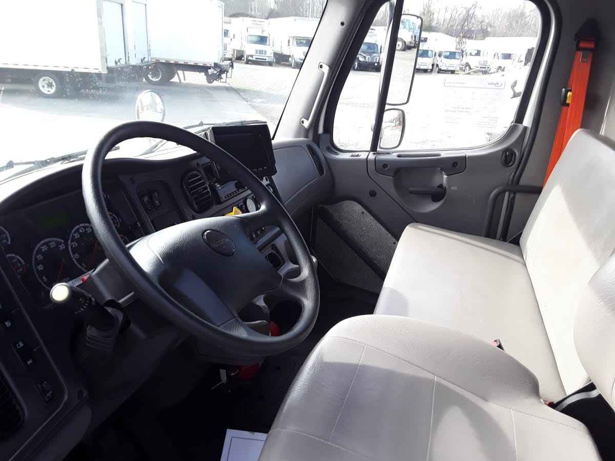 2018 Freightliner/Mercedes M2 106 753038