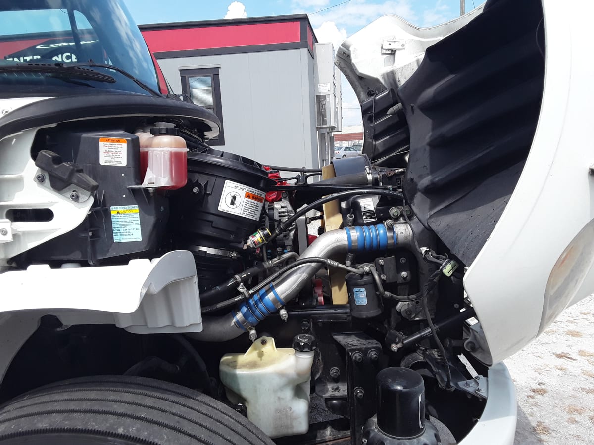 2018 Freightliner/Mercedes M2 106 753039