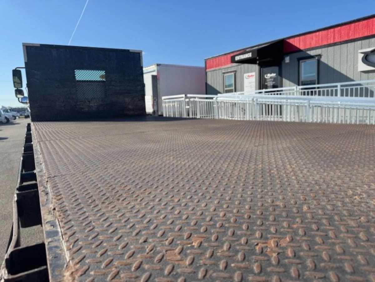 2018 Freightliner/Mercedes M2 106 753041