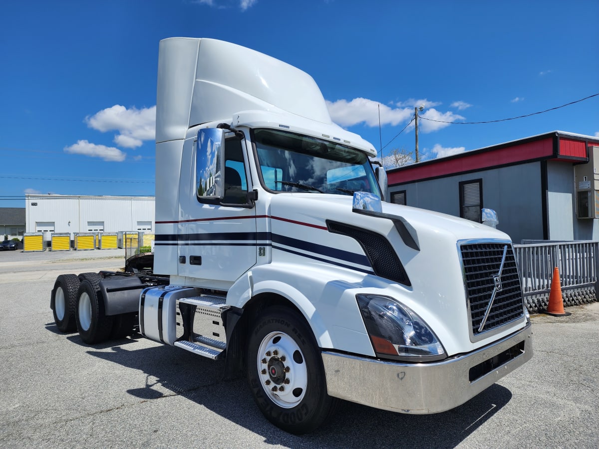 2018 Volvo VNL64TRACTOR 753087