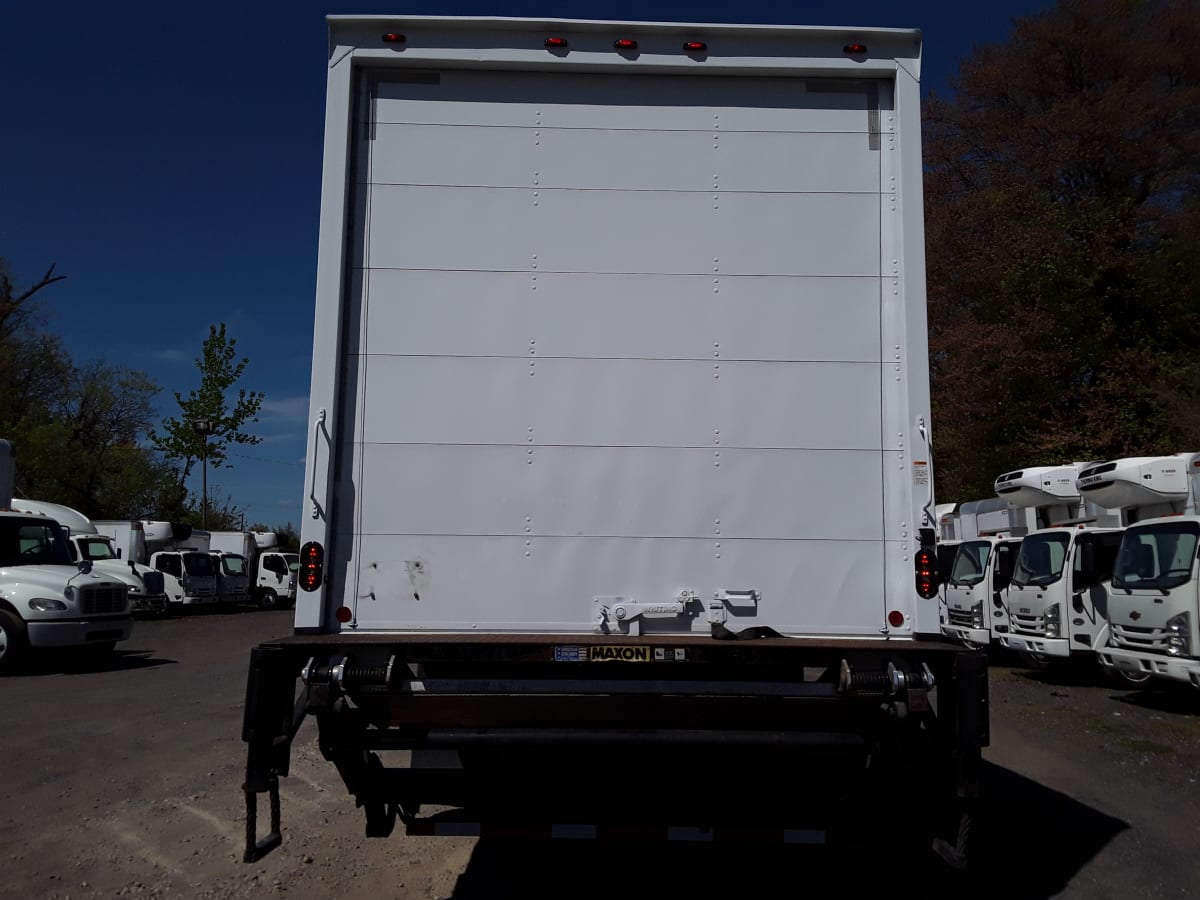 2018 Freightliner/Mercedes M2 106 753123