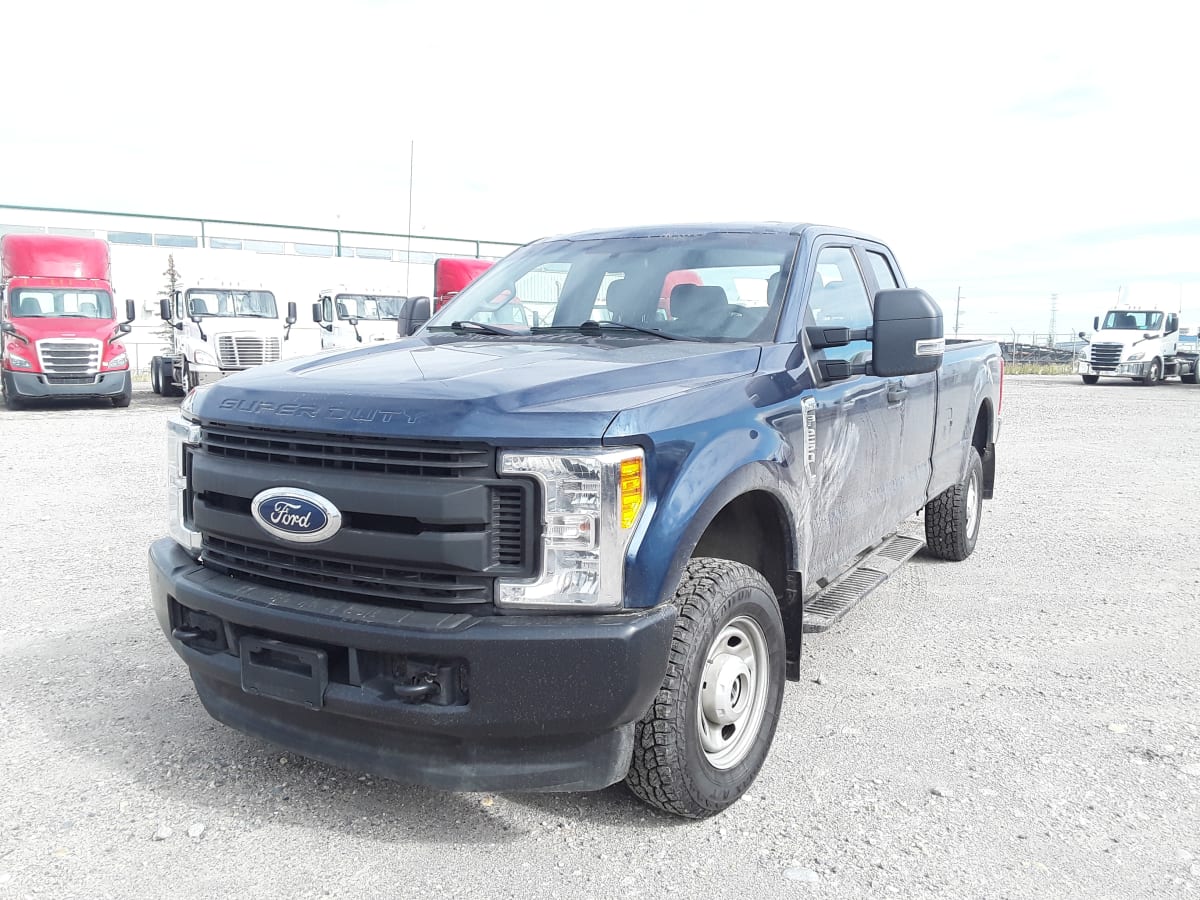 2017 Ford Motor Company F-250XL 753161