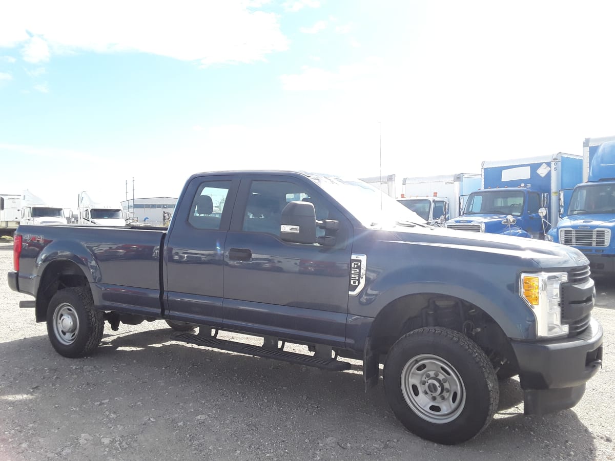 2017 Ford Motor Company F-250XL 753161
