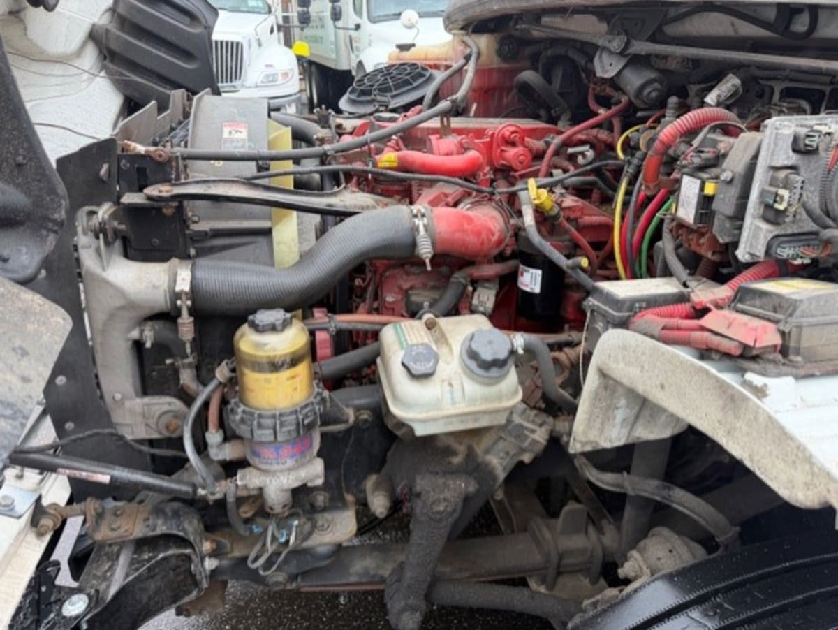 2018 Freightliner/Mercedes M2 106 753166