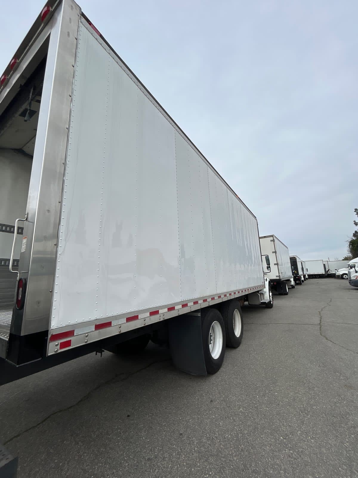 2018 Freightliner/Mercedes M2 106 753206