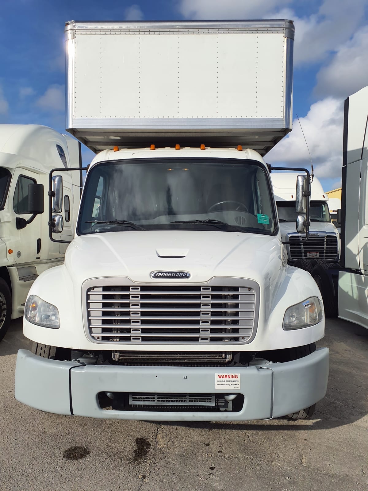 2018 Freightliner/Mercedes M2 106 753240