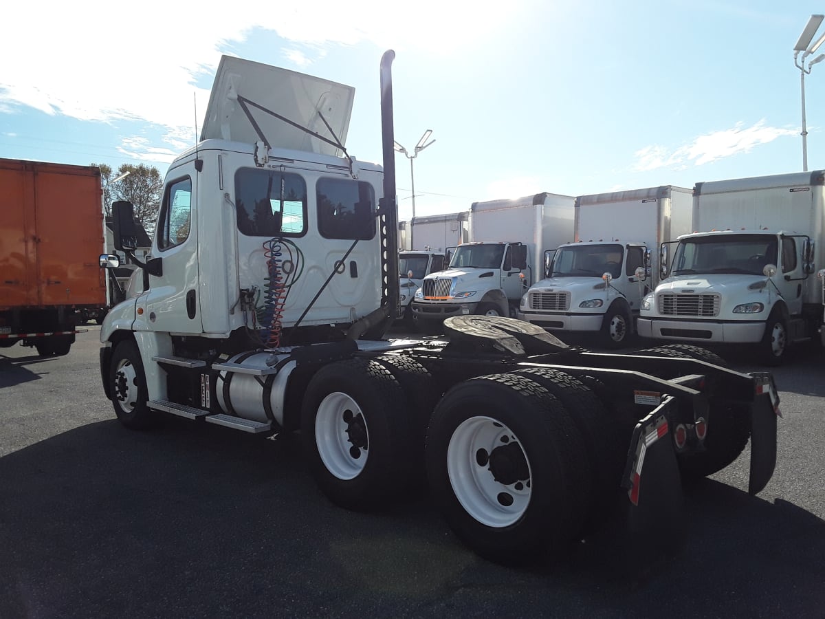 2018 Freightliner/Mercedes CASCADIA 125 753290