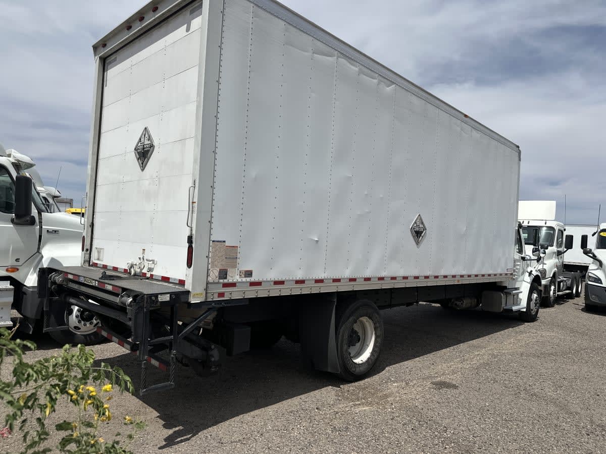 2018 Freightliner M2 106 753327