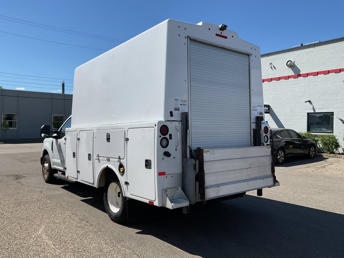 2017 Ford Motor Company F350 753330