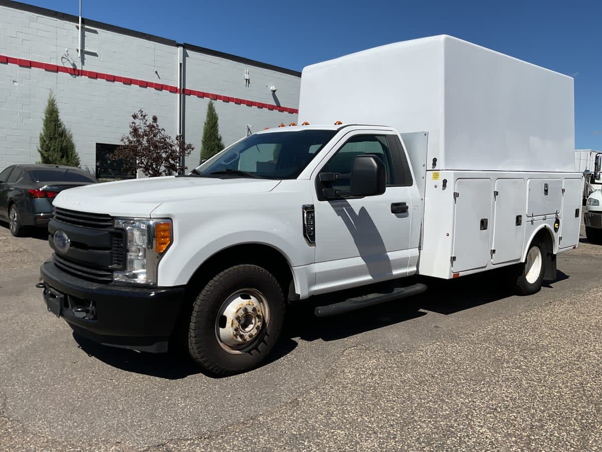 2017 Ford Motor Company F350 753330