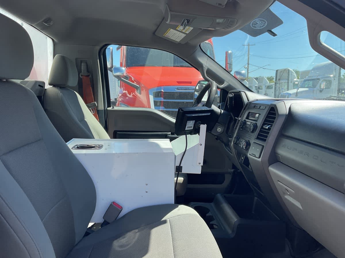 2017 Ford Motor Company F350 753330