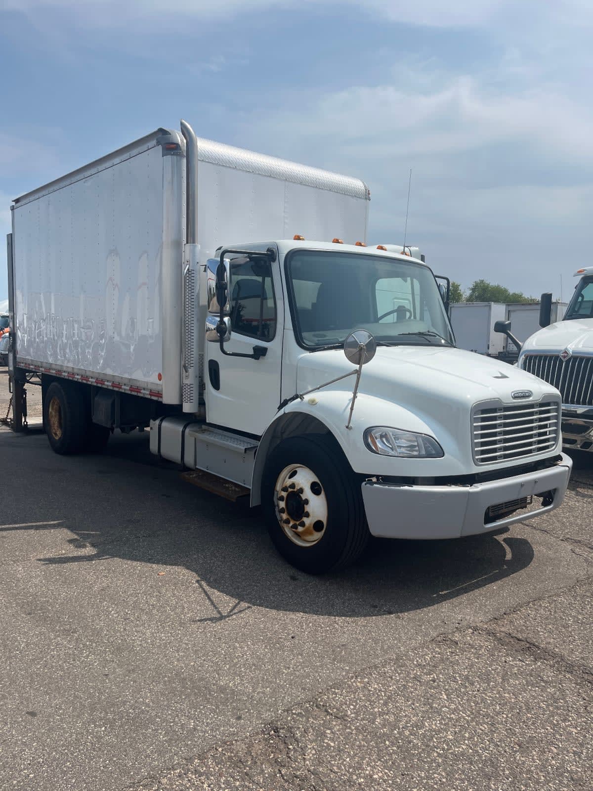 2018 Freightliner/Mercedes M2 106 753332