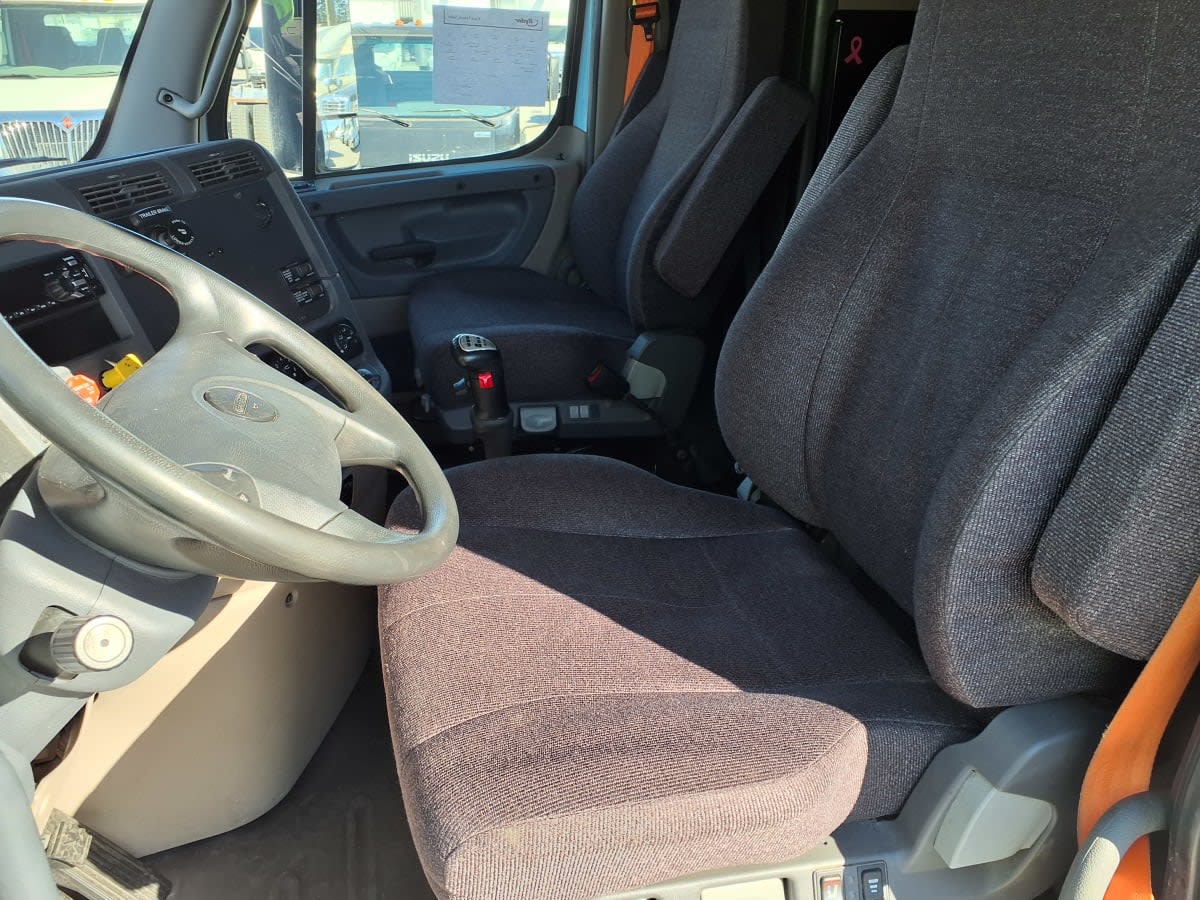 2018 Freightliner/Mercedes CASCADIA 125 753371