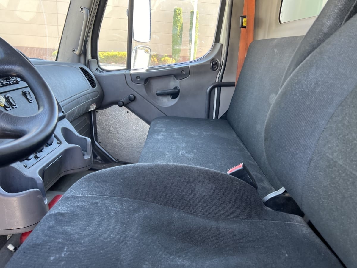 2018 Freightliner/Mercedes M2 106 753417