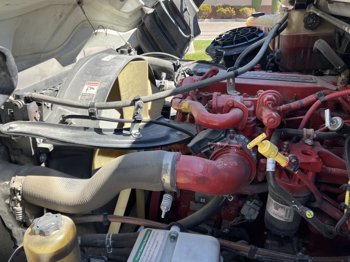 2018 Freightliner/Mercedes M2 106 753417