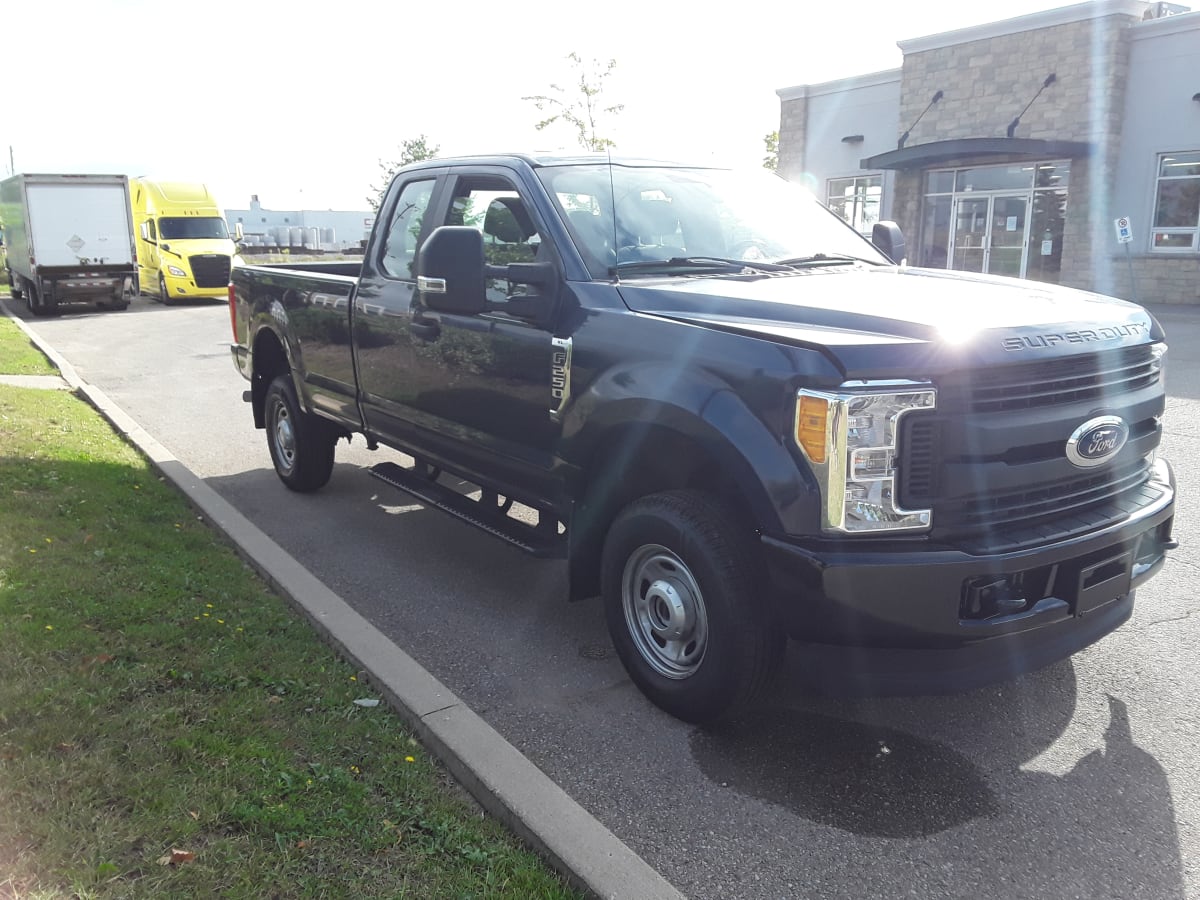 2017 Ford Motor Company F-250 (4X4) 753504