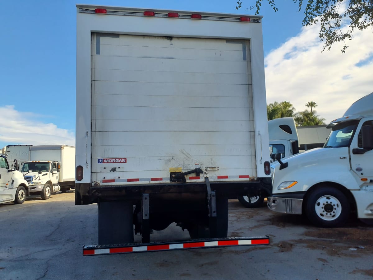 2018 Freightliner/Mercedes M2 106 753797