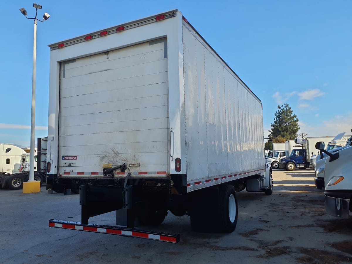 2018 Freightliner/Mercedes M2 106 753797