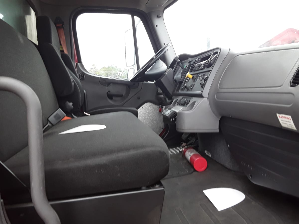 2018 Freightliner/Mercedes M2 106 753866