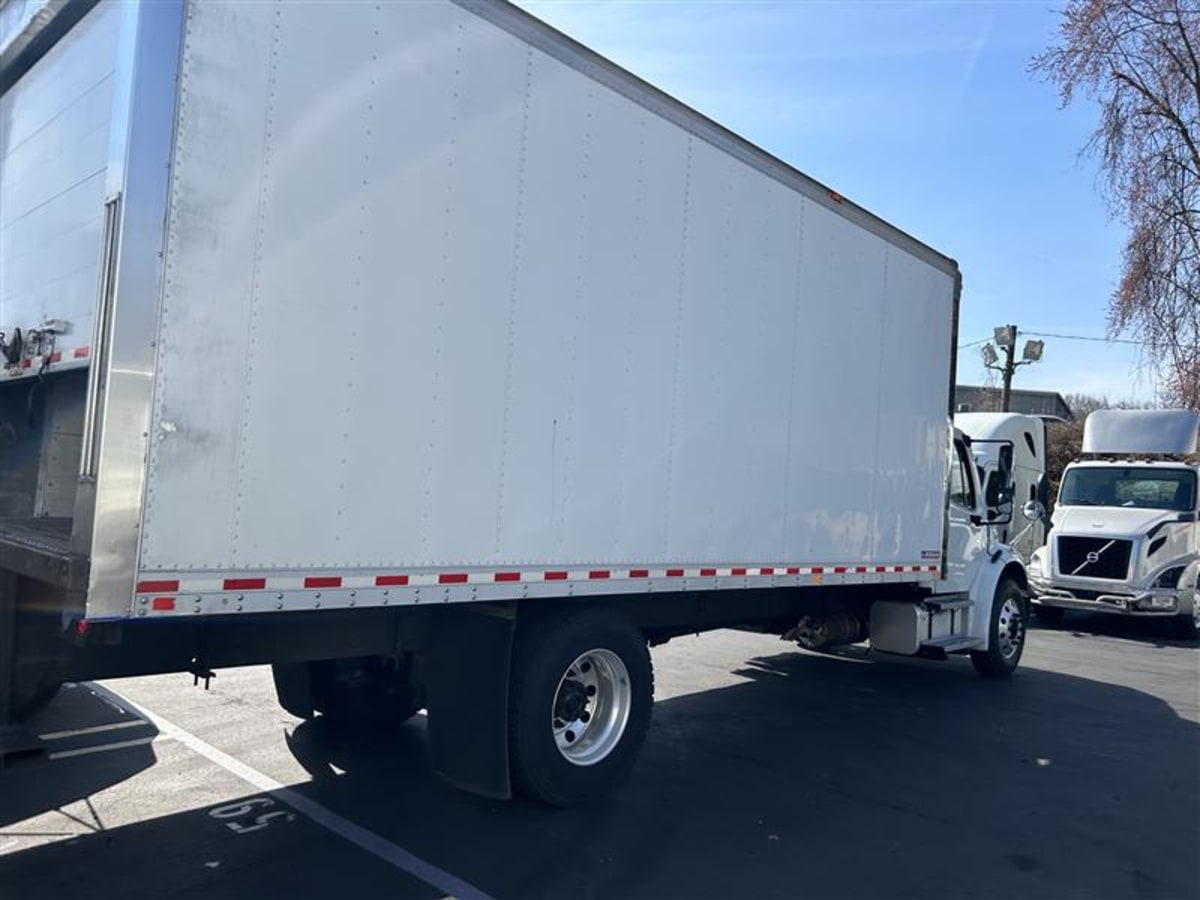 2018 Freightliner/Mercedes M2 106 753901