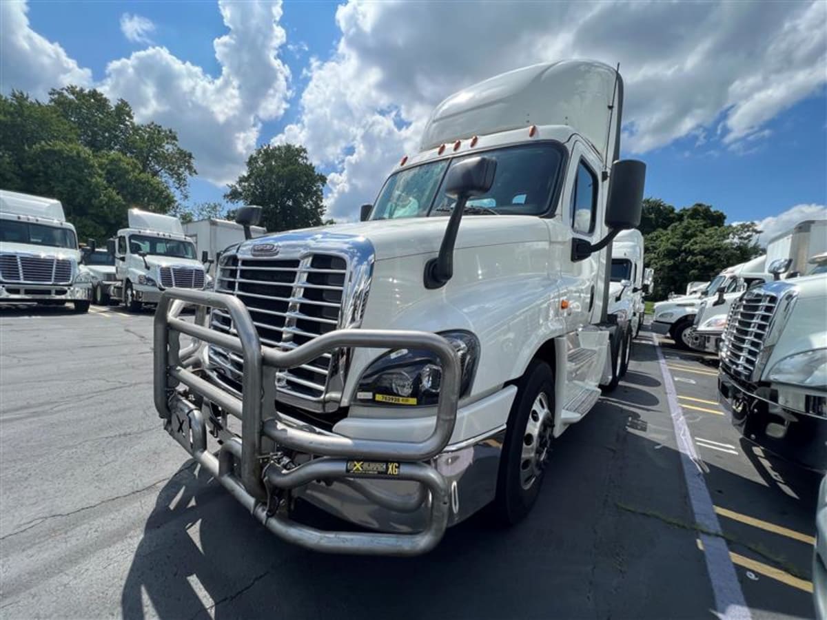 2018 Freightliner/Mercedes CASCADIA 125 753935