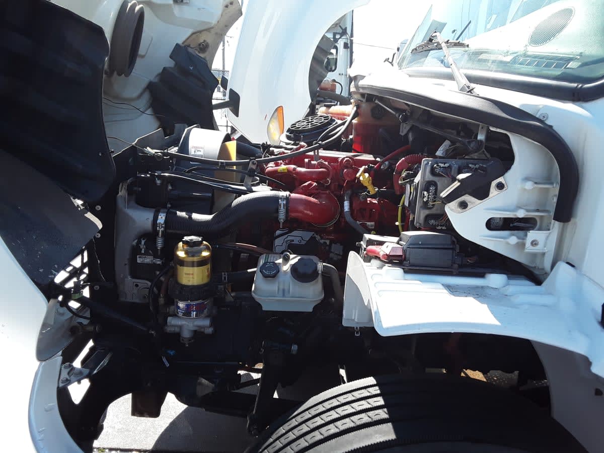 2018 Freightliner/Mercedes M2 106 753980