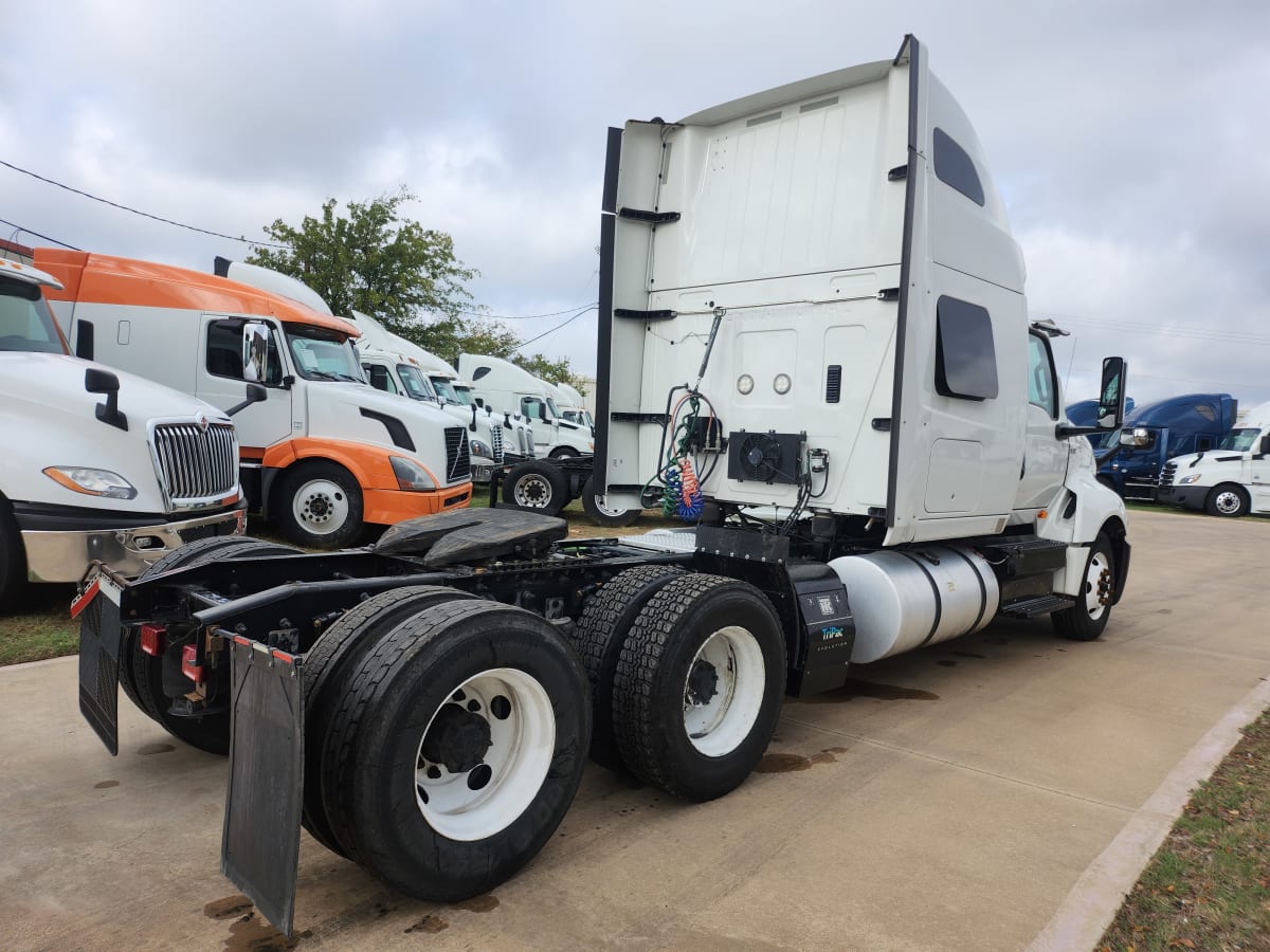 2018 Navistar International LT625 SLPR CAB 754369