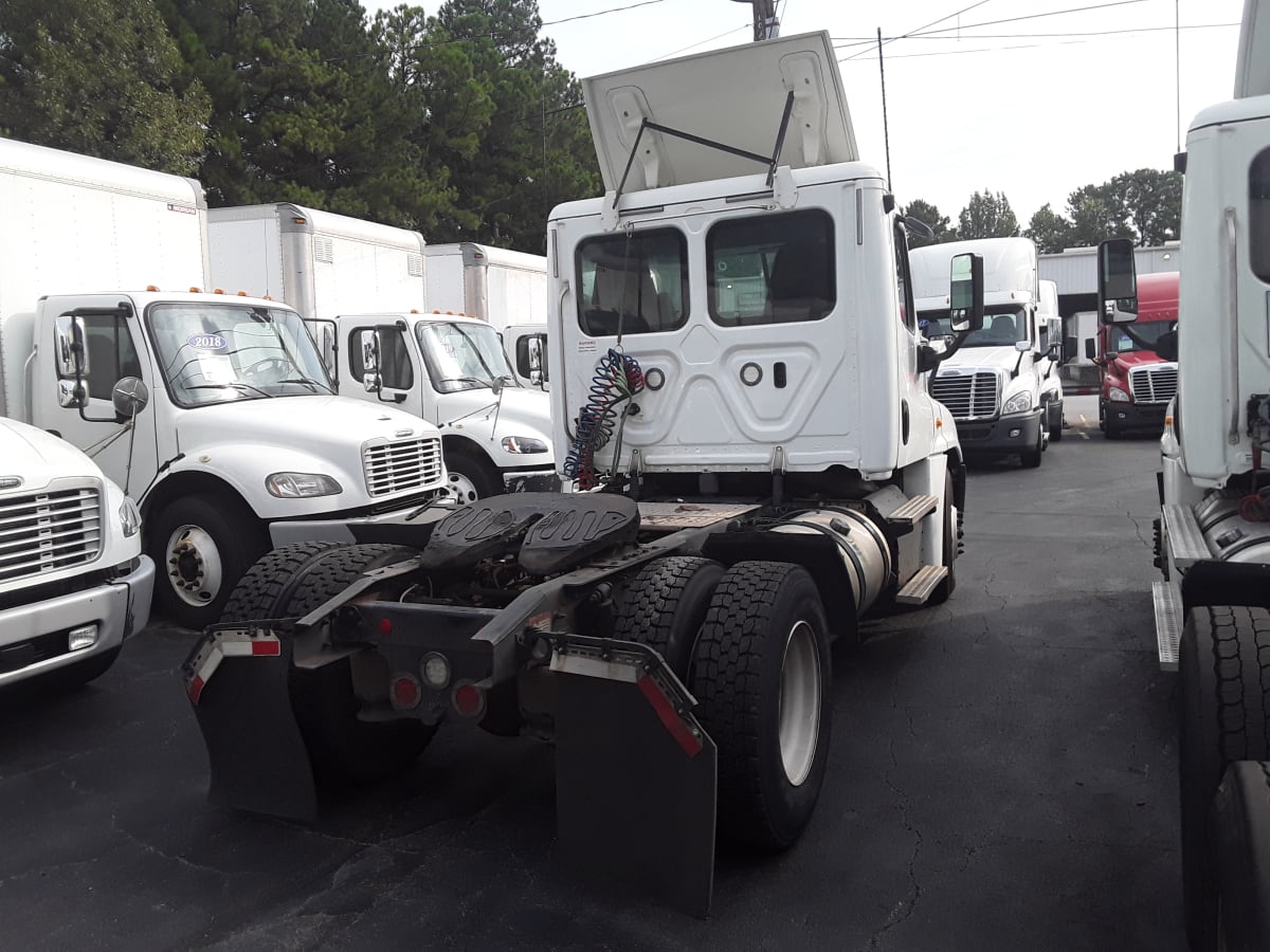 2018 Freightliner/Mercedes CASCADIA 125 754400