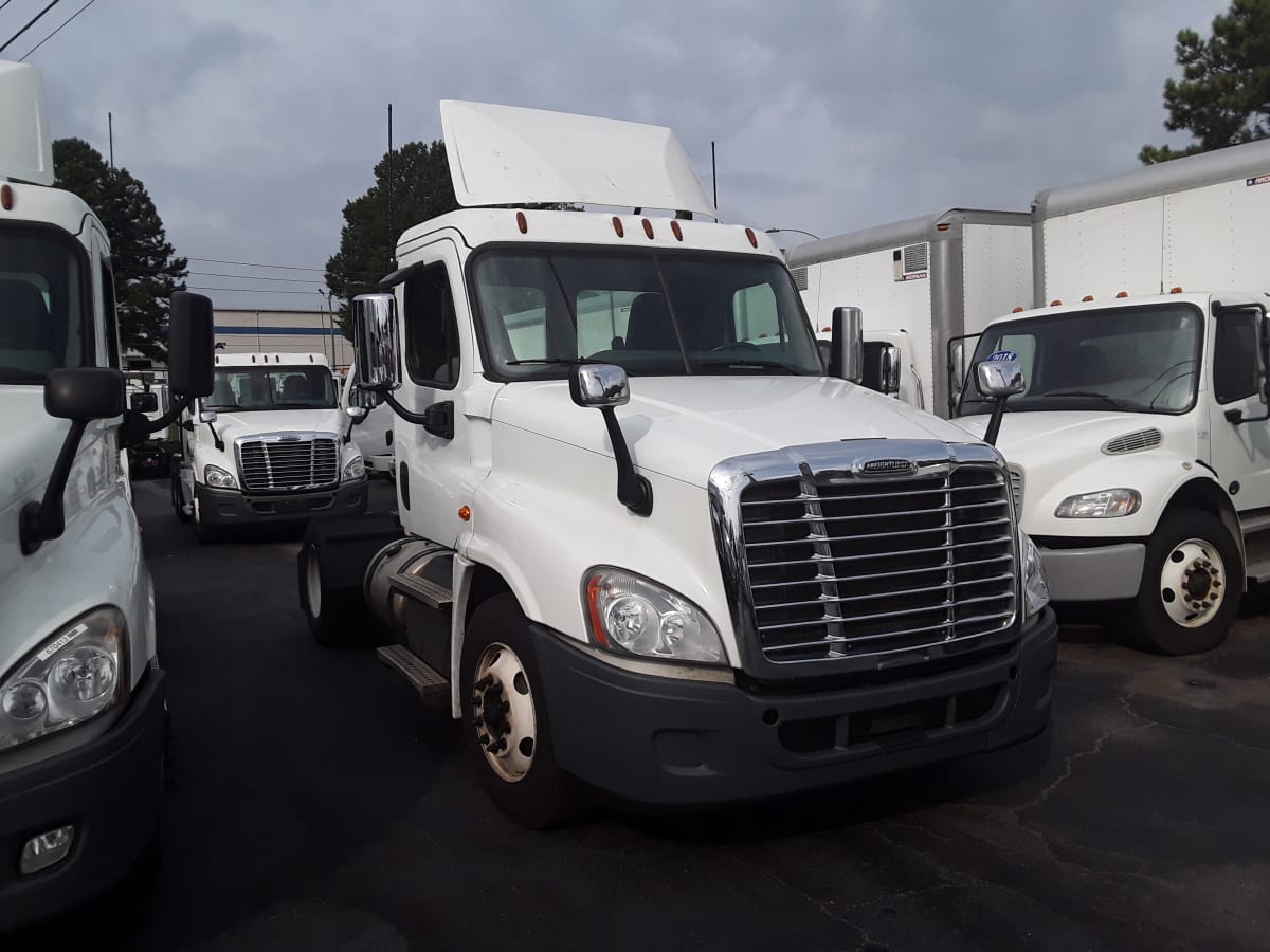 2018 Freightliner/Mercedes CASCADIA 125 754400