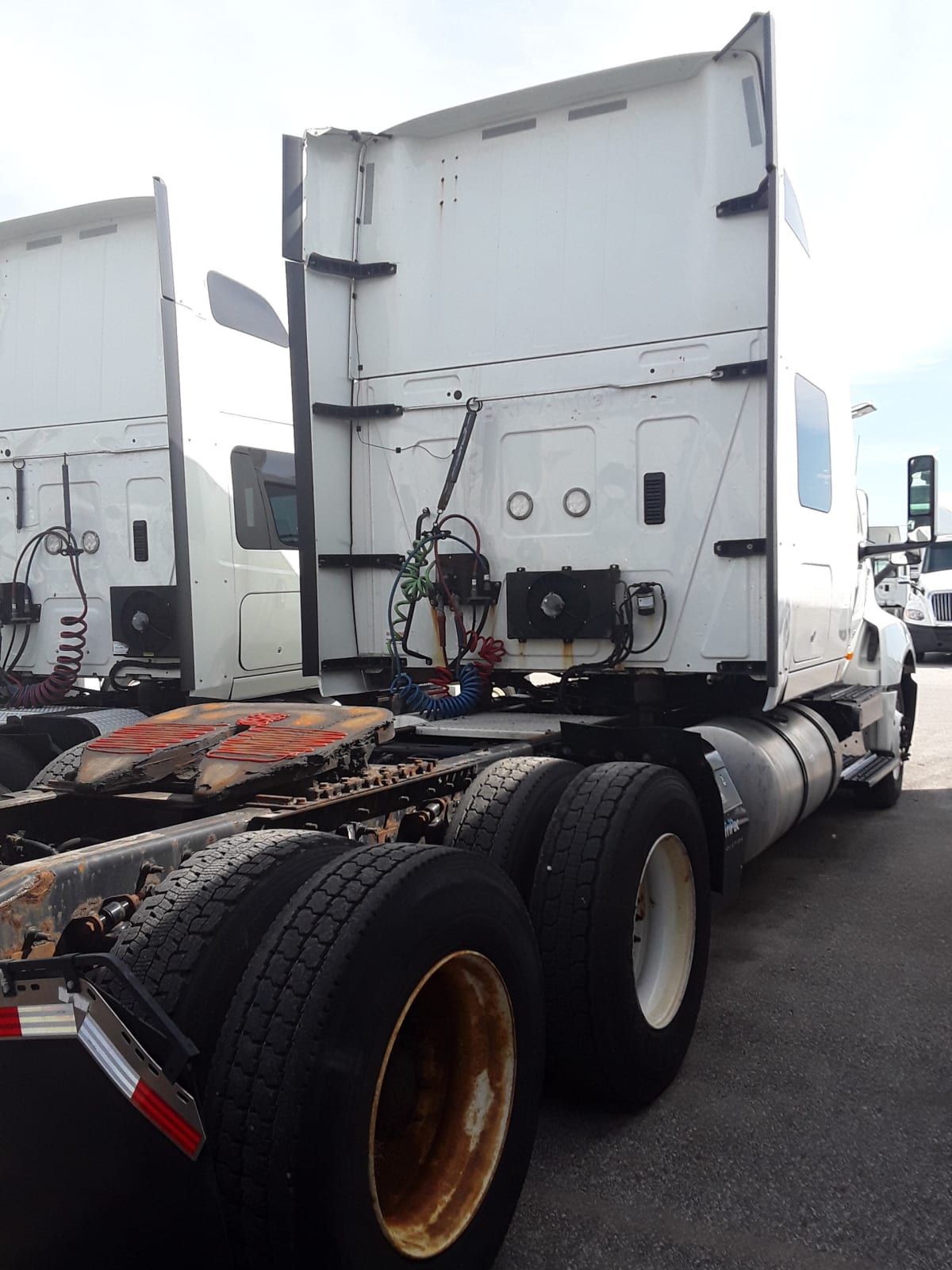 2018 Navistar International LT625 SLPR CAB 754406